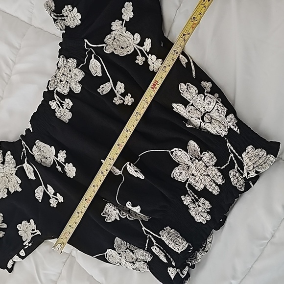 Crop Top - Picture 5 of 8